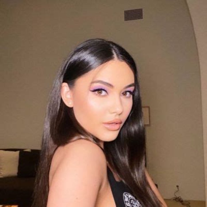 Atiana De La Hoya- All About The Step-Daughter Of Travis Barker