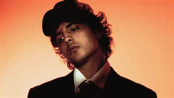 Curtis Waters Biography: Age, Net Worth, Education, Songs, Height, Parents, Real Name