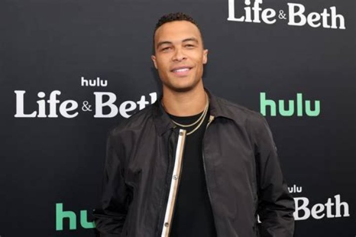 Dale Moss Net Worth 2024, Age, Height, Bio, Birthday, Wiki!