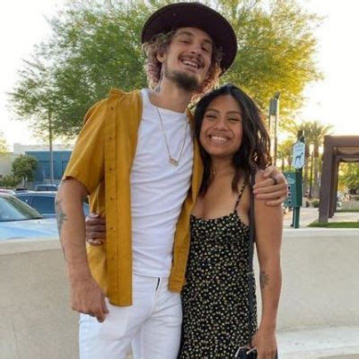 Danya Gonzalez- Wiki, Age, Height, Net Worth, Husband, Marriage