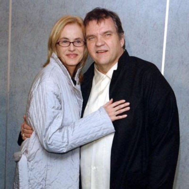 Deborah Gillespie- Net Worth, Age, Ethnicity, Height, Husband, Career