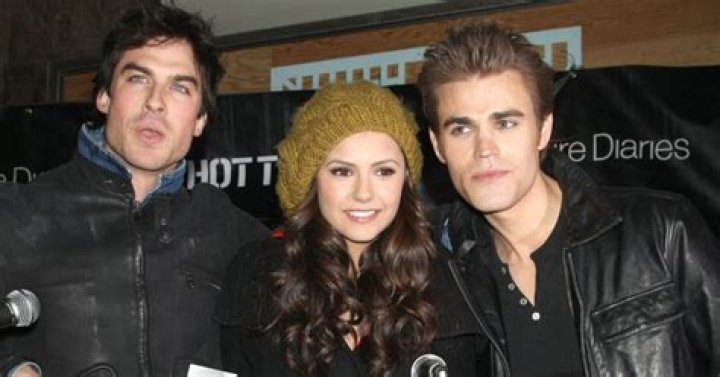 Did Ian Somerhalder And Nina Dobrev Replace Justin Bieber And Selena Gomez As Hollywood’s New Young Power Couple?