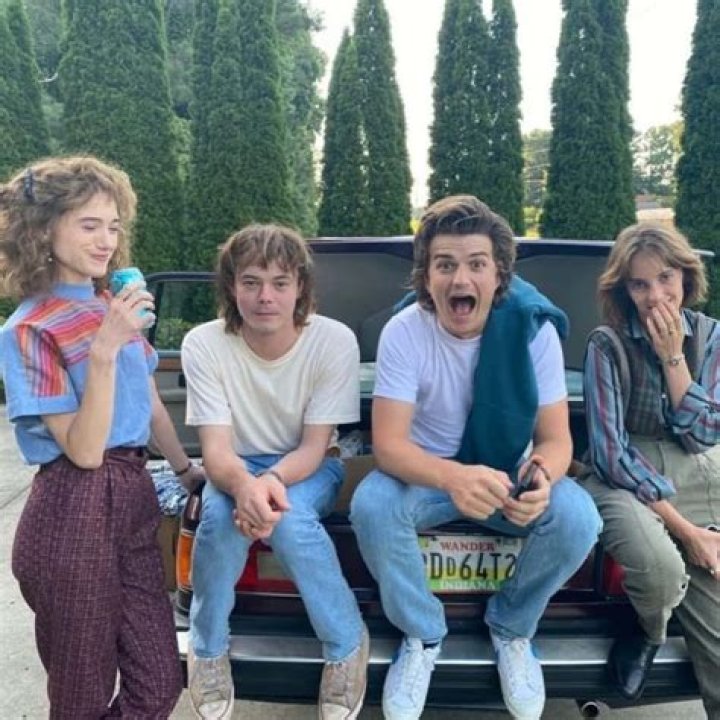 Fan Video Re-Imagines ‘Stranger Things’ As An 80s Sitcom