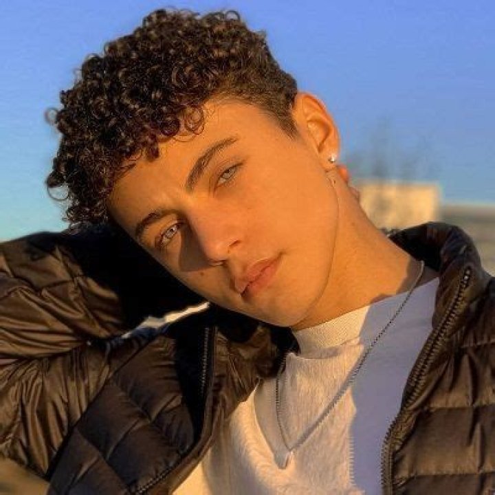 Hayden Abramson- Wiki, Age, Height, Net Worth, Girlfriend, Dating
