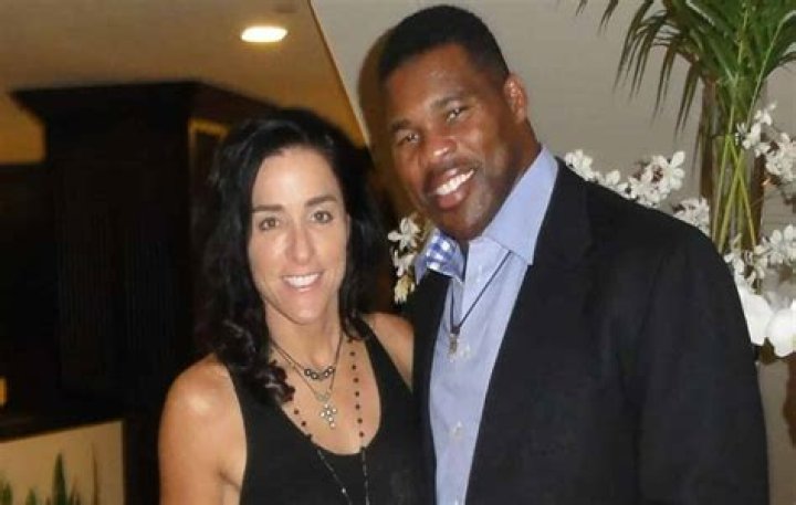 Herschel Walker- Bio, Wiki, Age, Height, Net Worth, Relationship, Career