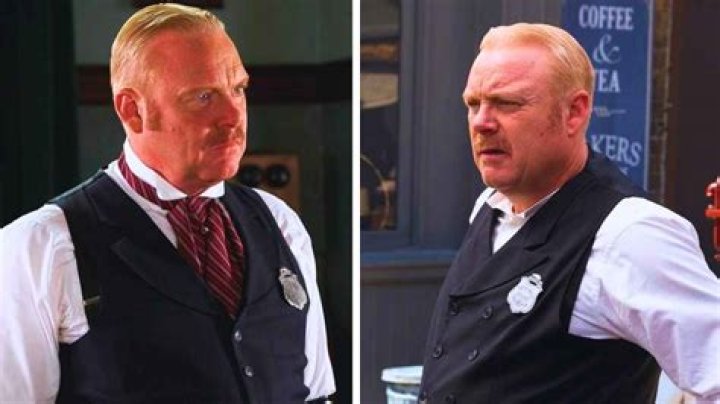 Is Thomas Brackenreid Leaving Murdoch Mysteries 2023? Role And Career Explored