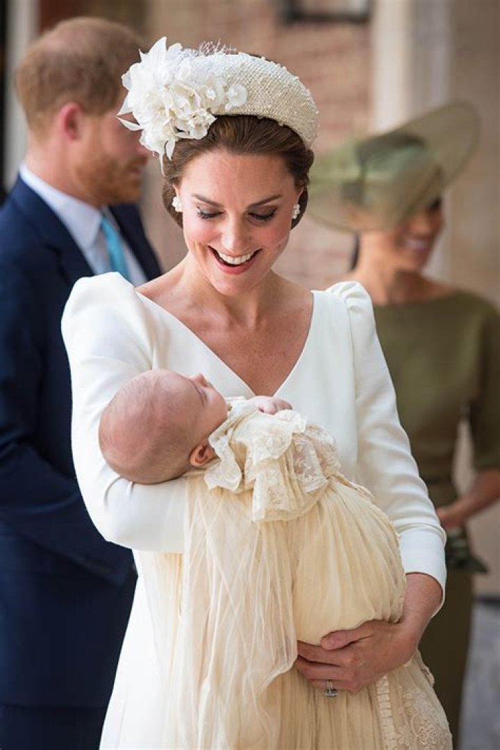 Kate Middleton Royal Baby Clothing Line Coming – She Trademarked Her Name! (Photos)