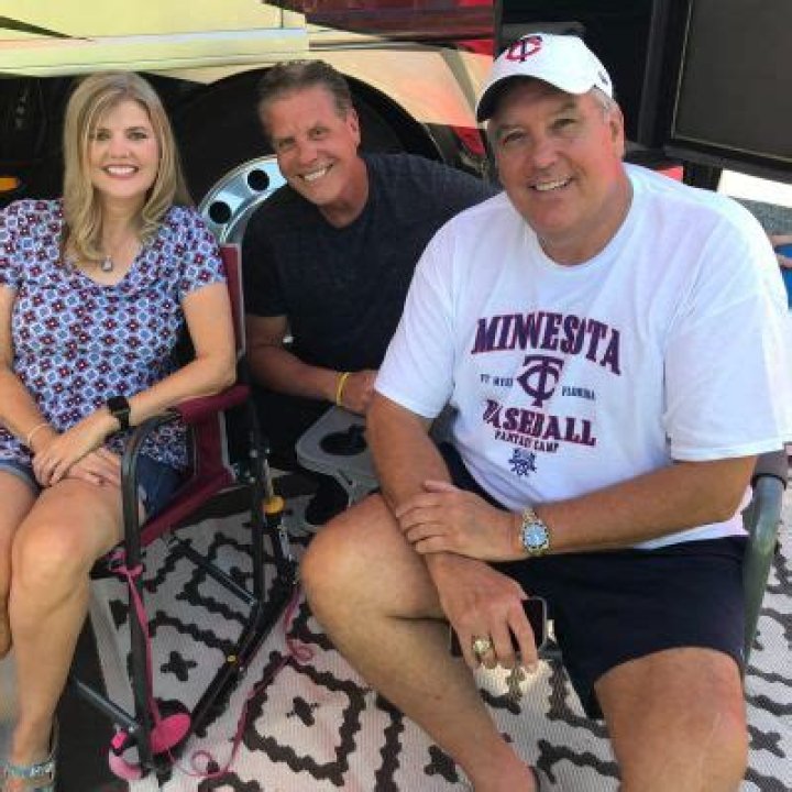 Kent Hrbrek Wife: Who Is He Married To? Explore His Relationship With Kristen Thoen