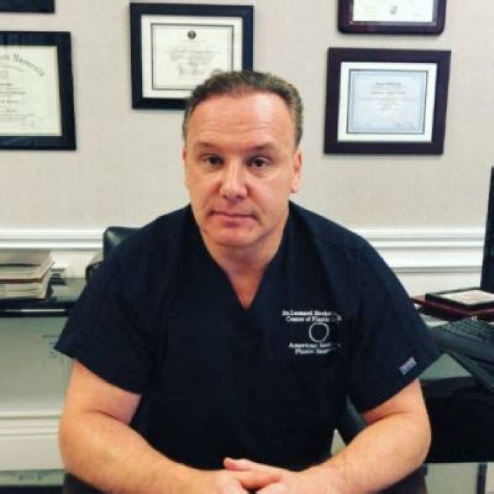 Lenny Hochstein- Wiki, Age, Height, Net Worth, Wife, Marriage, Career