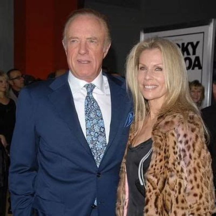 Linda Stokes- Wiki, Age, Husband, Net Worth, Ethnicity, Height