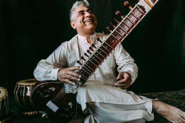 Mohamed Assani Releases Music Video for “Awakening”