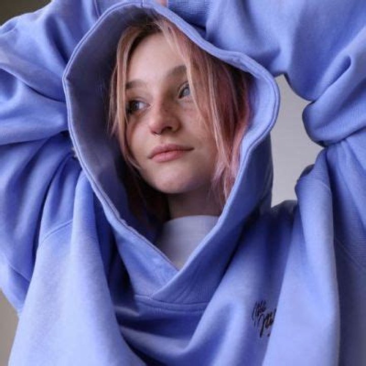 Niki Nihachu- Wiki, Age, Height, Net Worth, Boyfriend, Ethnicity