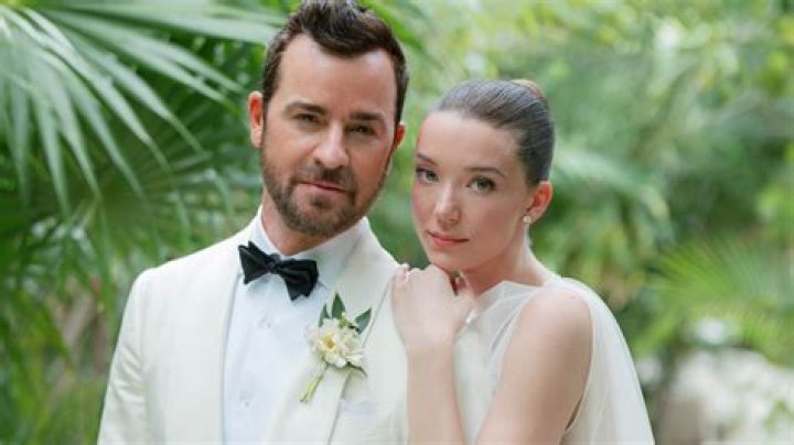 Paul Theroux’s Wife: Who is Paul Theroux Dating?