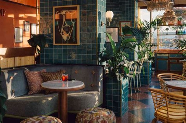 Review: DNCE, Hoxton Square Bar, 08.03.16