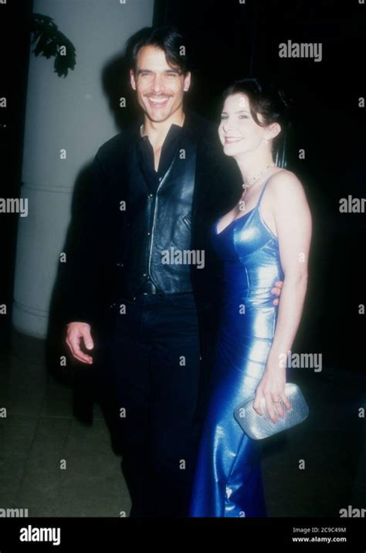 Robert Kelker-Kelly’s Wife: Who is Robert Kelker-Kelly Dating?