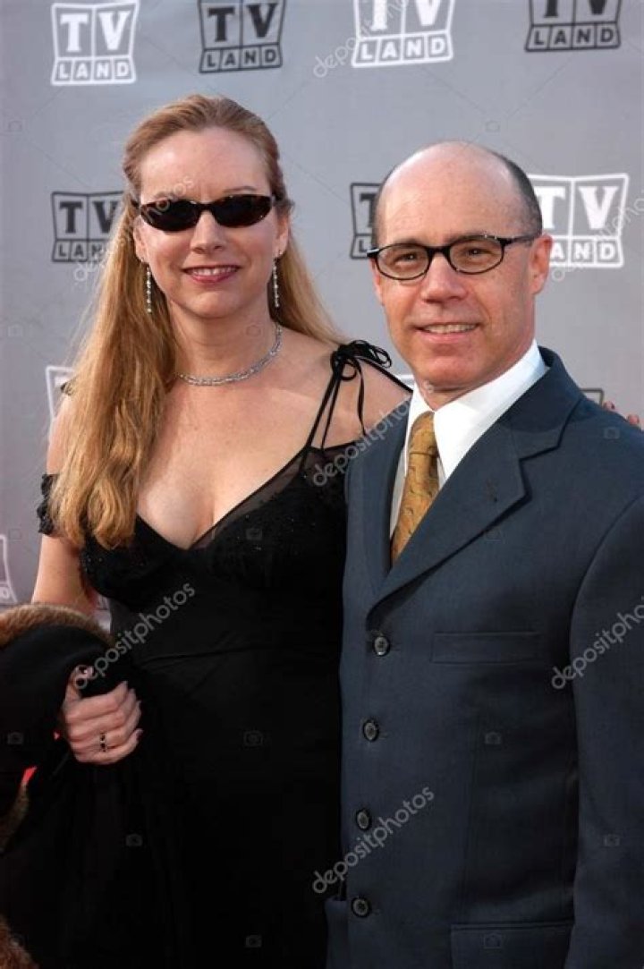 Ron Livingston’s Wife: Who is Ron Livingston Dating?