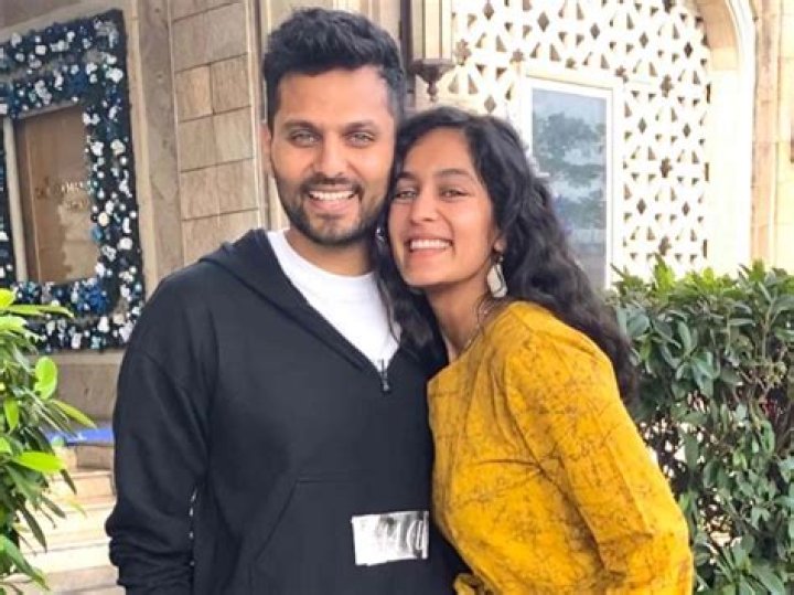 Urvi Shetty’s Boyfriend: Who is Urvi Shetty Dating?