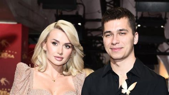 Weronika Sowa’s Girlfriend: Who is Weronika Sowa Dating?