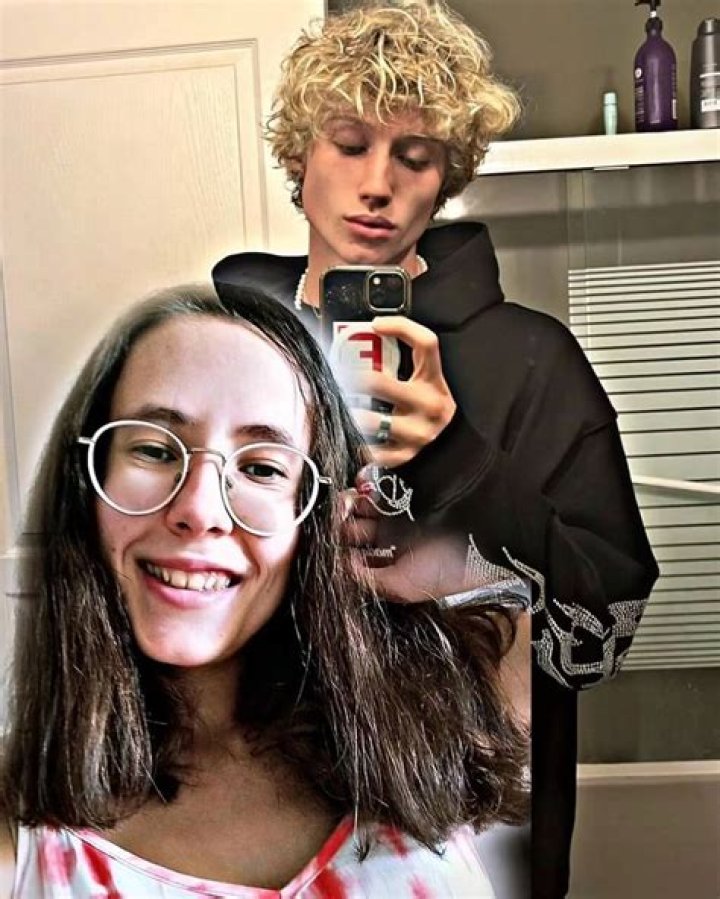 Who is Carlow Rush Dating – Carlow Rush's Girlfriend & Exes