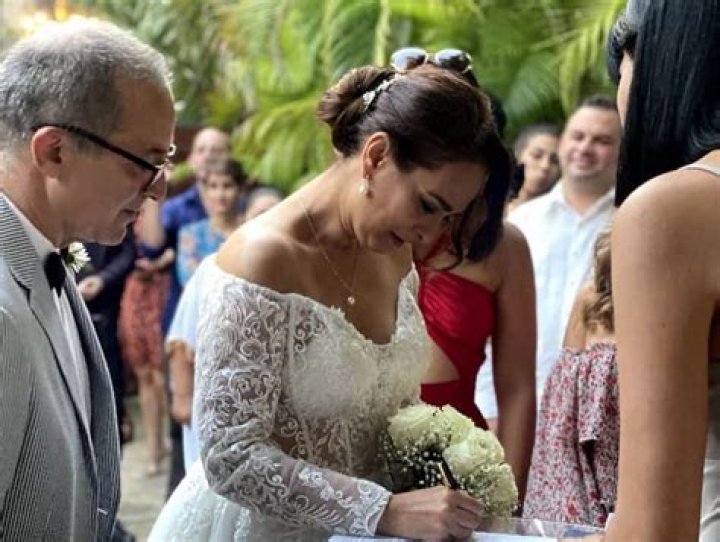 Who is Jacqueline Arenal Dating – Jacqueline Arenal's Boyfriend & Exes